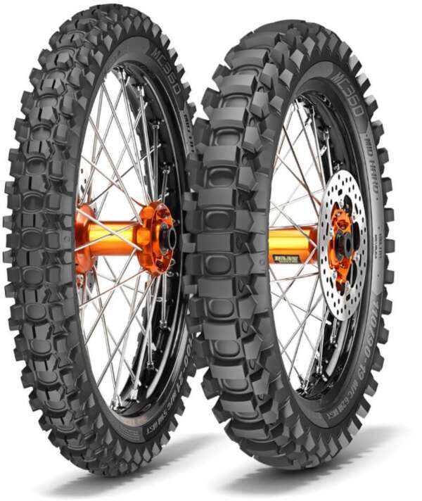 Gumiabroncsok moto nyári 140/80R18 70M Metzeler MC360 MID HARD